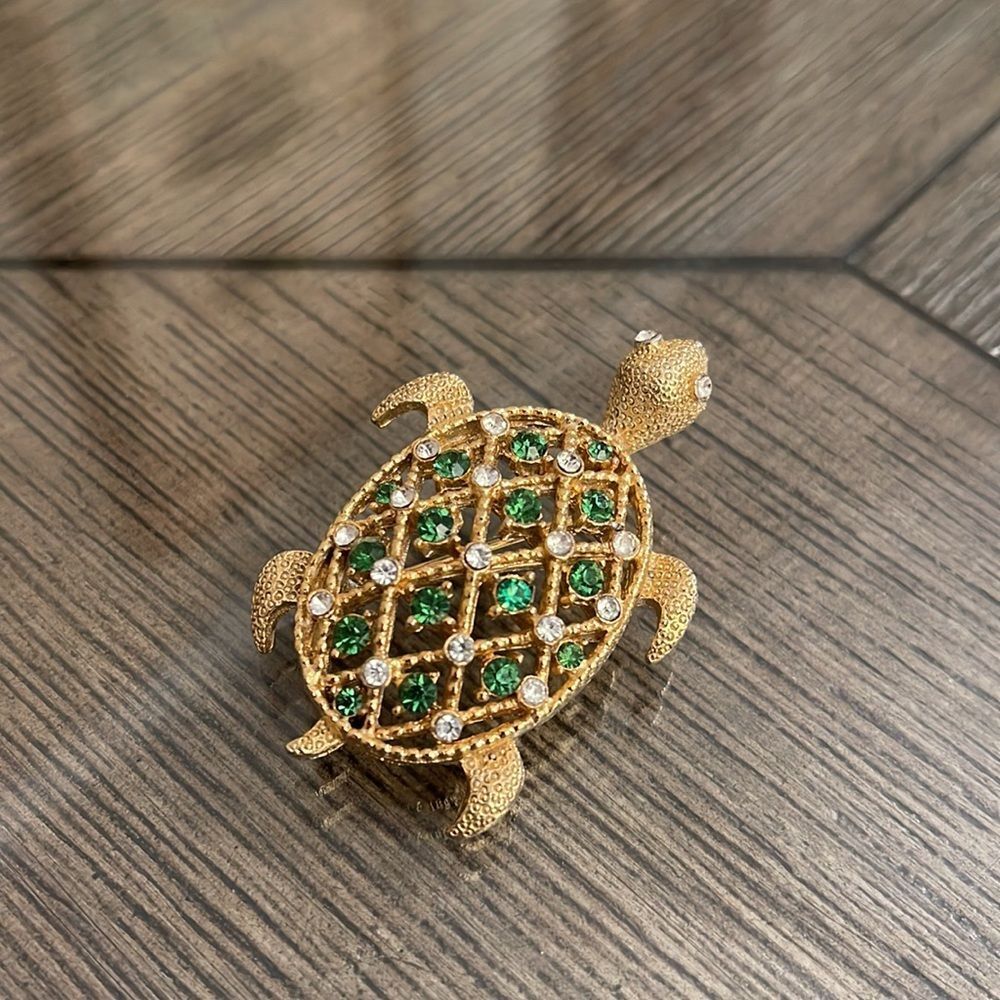 Vintage Lisner Rhinestone Turtle Pin - Picture 13 of 16